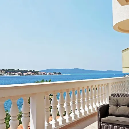 Skradinka Lägenhet *