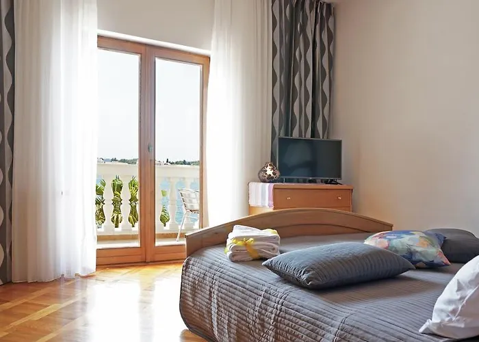 Skradinka * ברודאריצה